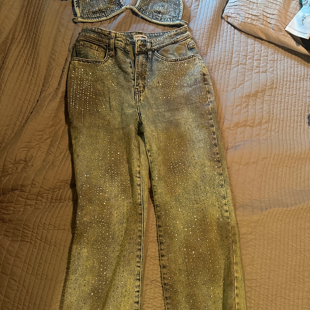 Two piece denim Rhinestone set! - Picture 3 of 9